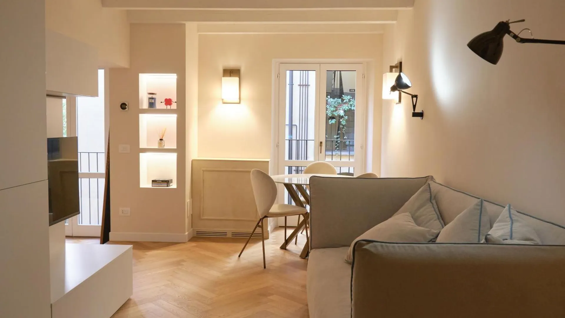 La Corte Luxury Apartment - Brera Милан Италия